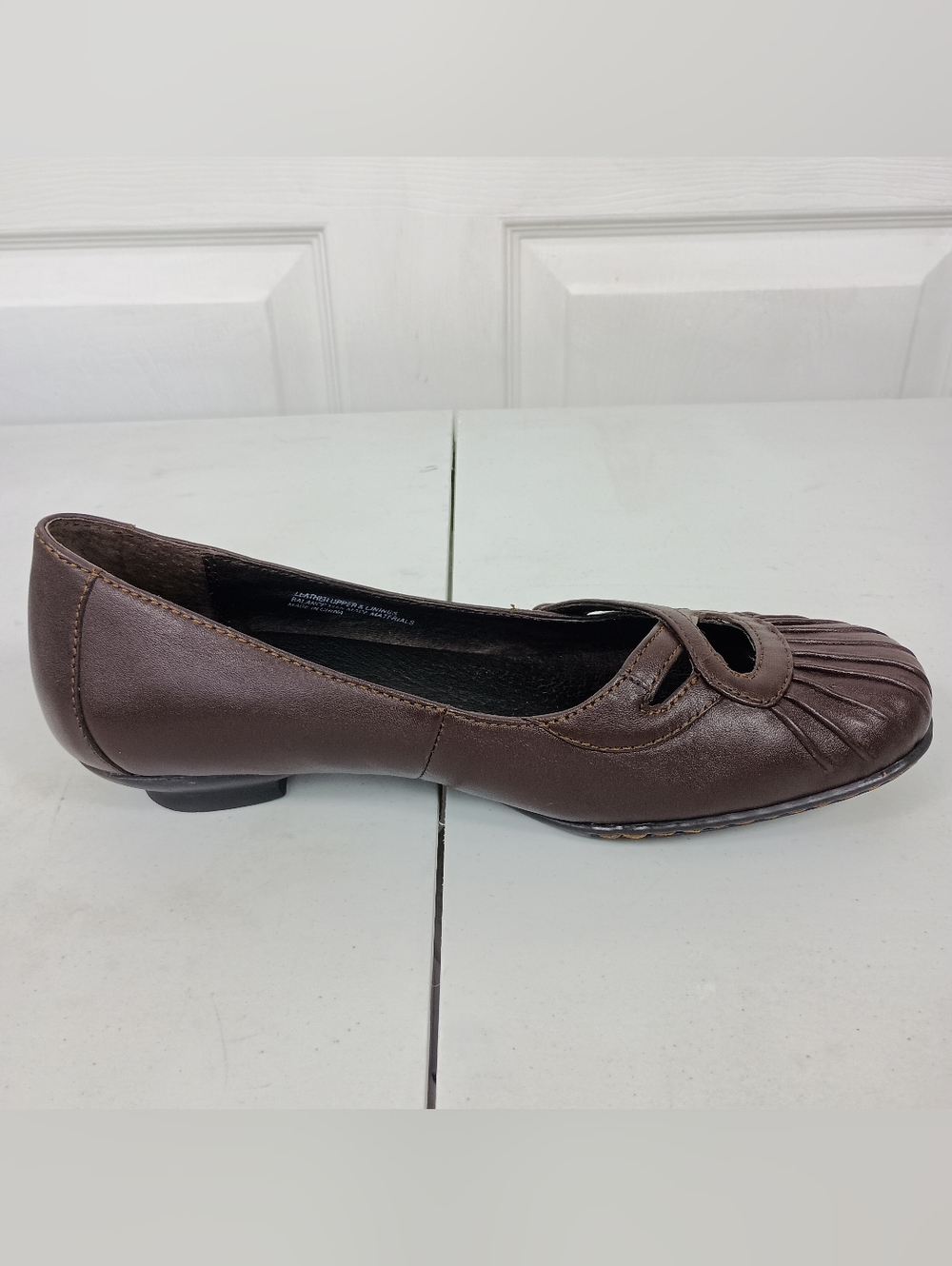 Born Kitten Heels 8.5 Womens Brown Leather Pleated Toe Slip On Comfort Shoes VTG - Picture 6 of 15